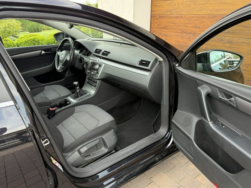 Volkswagen Passat 10r. super panorama system bezkluczykowy sam parkuje B7 (2010-2014)