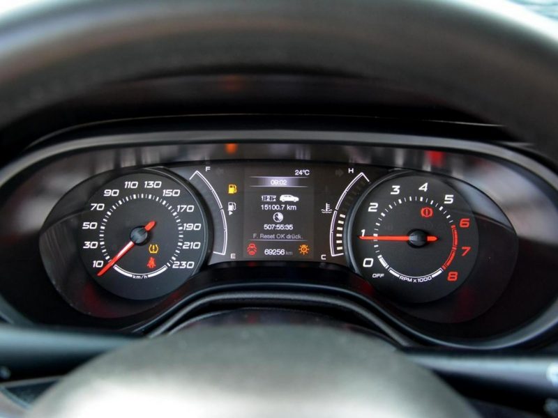 Fiat Tipo 1.4 16V(95km) 69 tys. km. Przebiegu Parktronic Jak nowy Alu Nowe Opony II (2016-)
