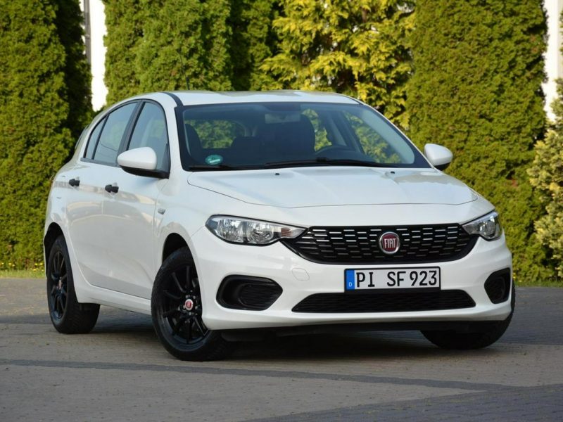 Fiat Tipo 1.4 16V(95km) 69 tys. km. Przebiegu Parktronic Jak nowy Alu Nowe Opony II (2016-)