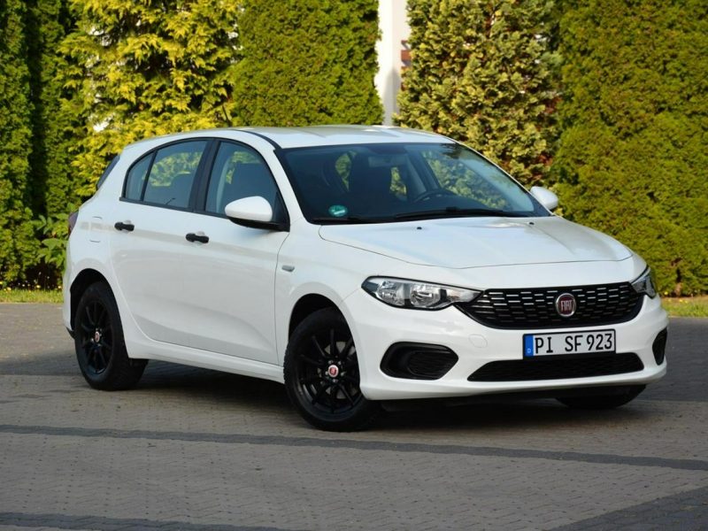 Fiat Tipo 1.4 16V(95km) 69 tys. km. Przebiegu Parktronic Jak nowy Alu Nowe Opony II (2016-)