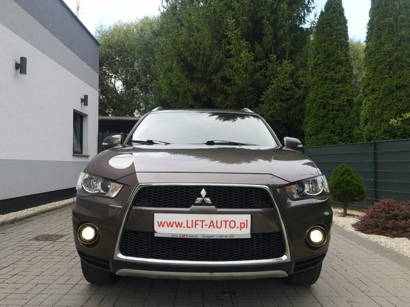 Mitsubishi Outlander 2.0 Benzyna 147KM Klimatronik Navi Kamera Tempomat Gwarancja II (2006-2013)