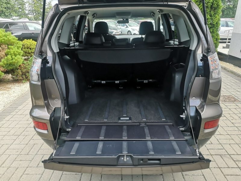 Mitsubishi Outlander 2.0 Benzyna 147KM Klimatronik Navi Kamera Tempomat Gwarancja II (2006-2013)