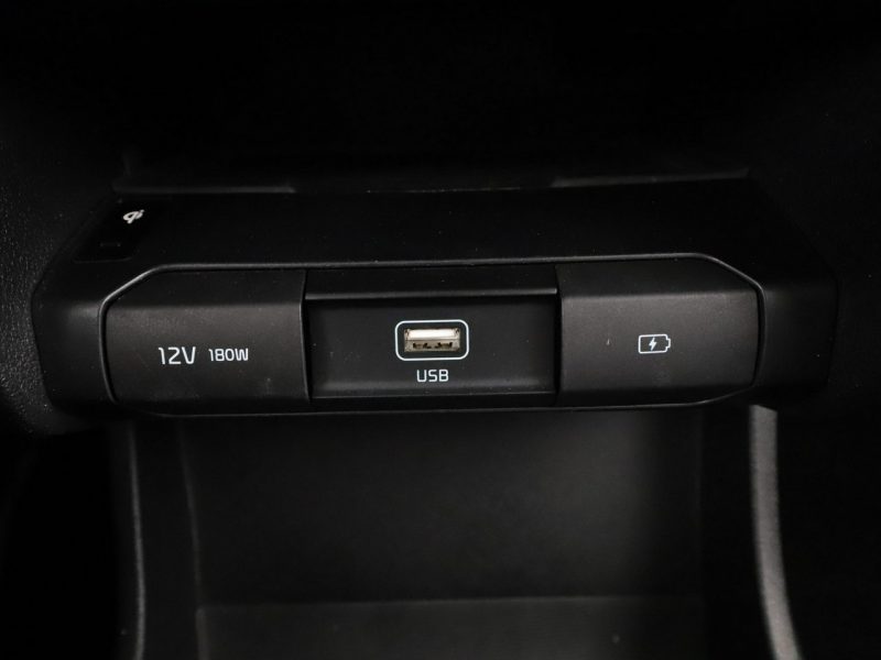 Kia Niro 64 kWh Premium Panorama Navi ACC Grzana Wentylowana Skóra Kamera JBL