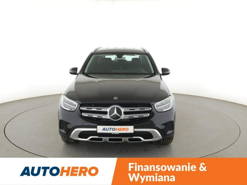 Mercedes GLC 200 200d 4Matic automat navi PDC hak tempomat LED High Performance I (2015-2022)