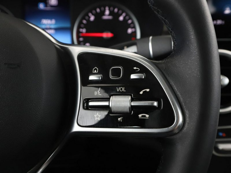 Mercedes GLC 200 200d 4Matic automat navi PDC hak tempomat LED High Performance I (2015-2022)