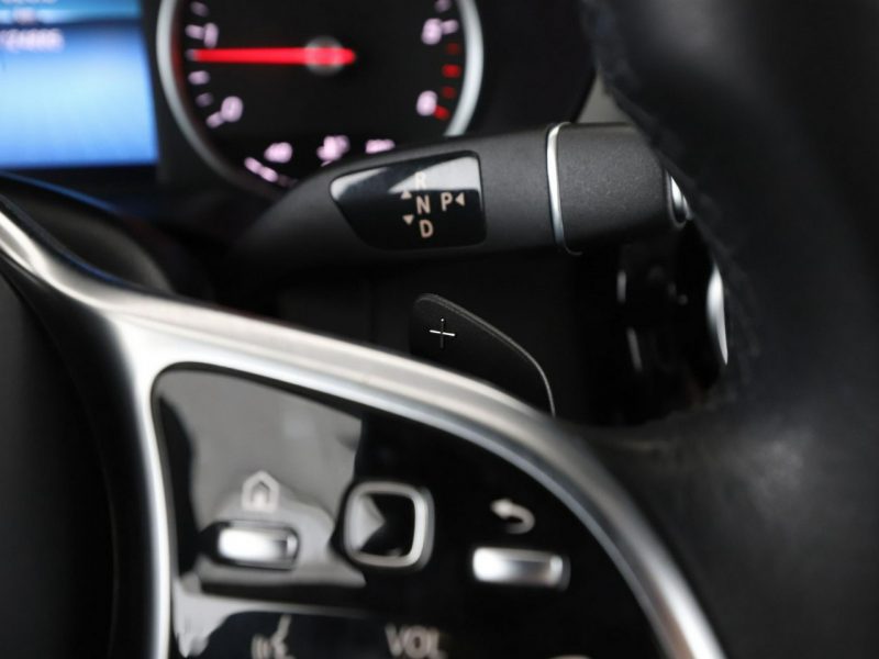 Mercedes GLC 200 200d 4Matic automat navi PDC hak tempomat LED High Performance I (2015-2022)