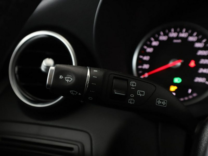 Mercedes GLC 200 200d 4Matic automat navi PDC hak tempomat LED High Performance I (2015-2022)