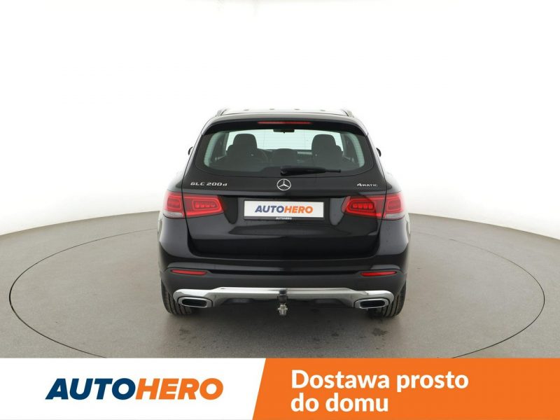 Mercedes GLC 200 200d 4Matic automat navi PDC hak tempomat LED High Performance I (2015-2022)