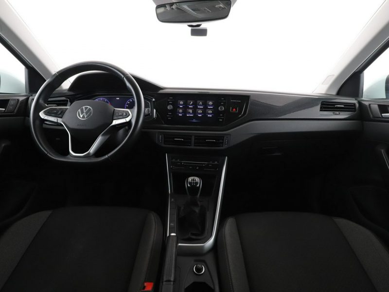 Volkswagen Taigo Life virtual cockpit navi PDC climatronic ACC LED