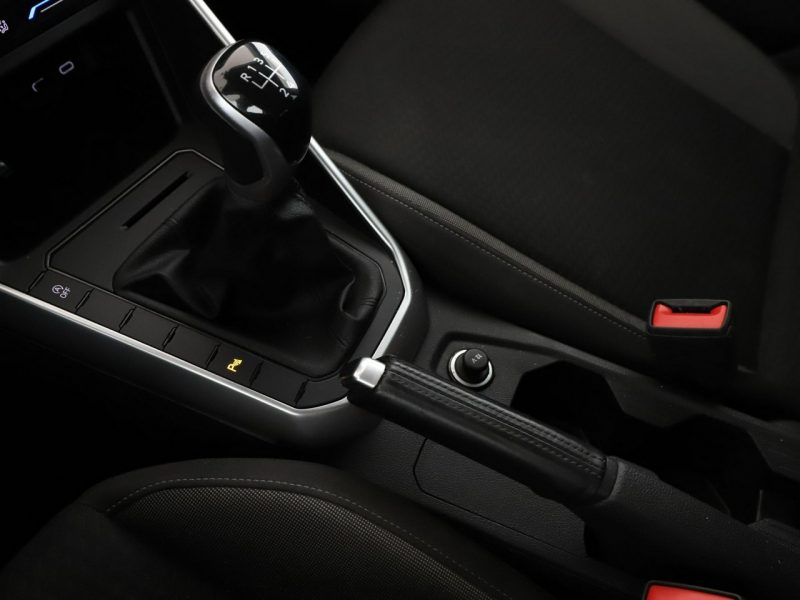 Volkswagen Taigo Life virtual cockpit navi PDC climatronic ACC LED