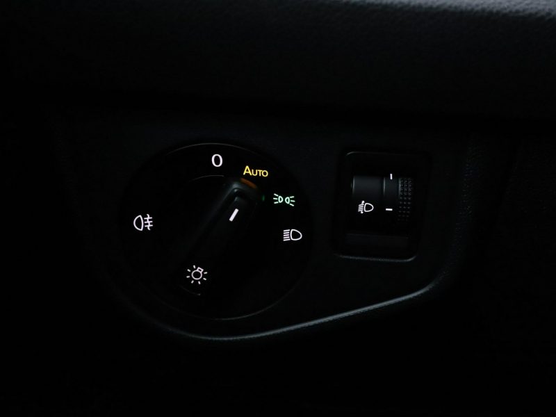 Volkswagen Taigo Life virtual cockpit navi PDC climatronic ACC LED