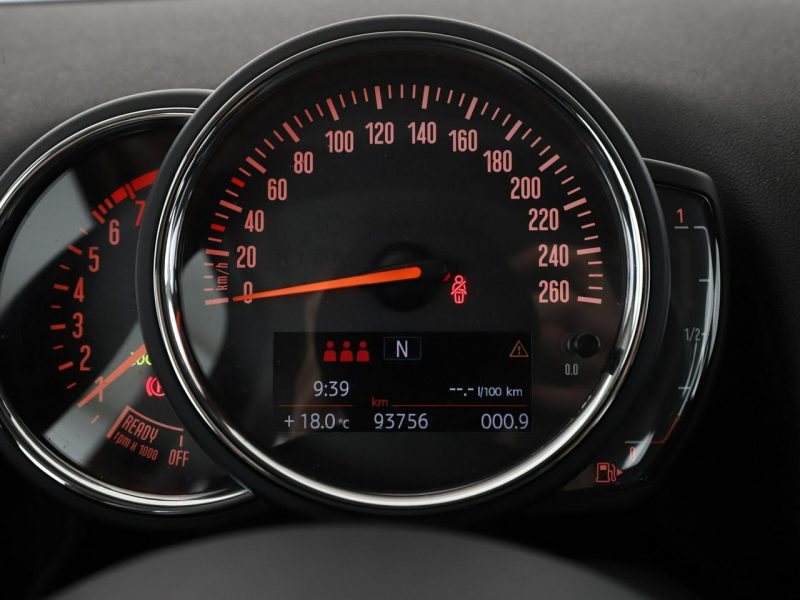 Mini Countryman Cooper ALL4 Chili Automat Navi Tempomat Grzane Sporty El.Klapa PDC LED
