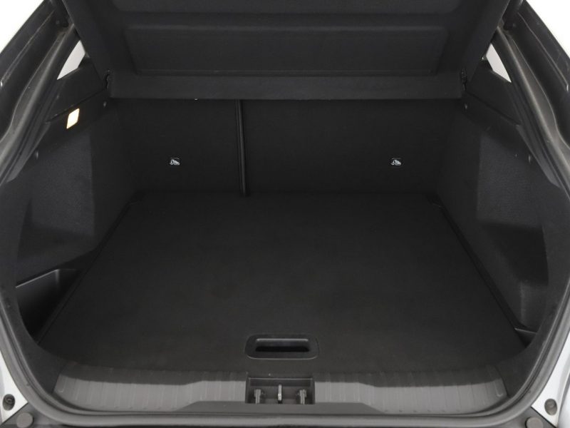 Renault Arkana Automat Navi Klimatyzacja Podgrzewane fotele Czujniki parkowania Bluet