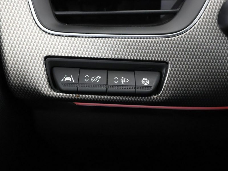 Renault Arkana Automat Navi Klimatyzacja Podgrzewane fotele Czujniki parkowania Bluet