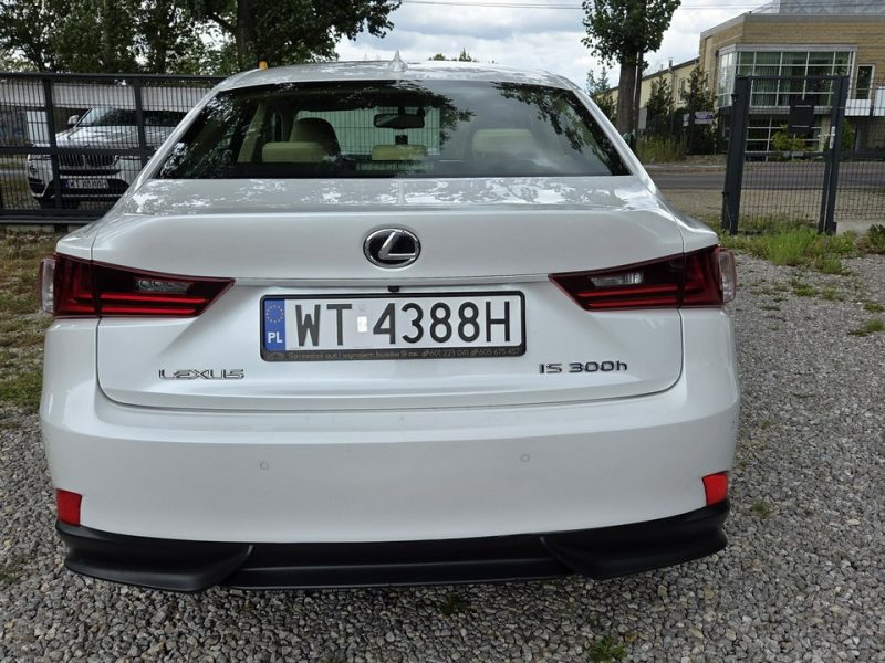 Lexus IS 2.5 Hybrid Hand Free PDC Jasna Skóra Kamera Ast. park Navi Serwis III (2013-)