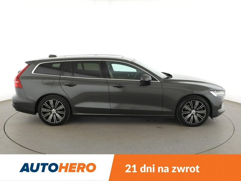 Volvo V60 FV23% PHEV skóra full LED navi klima auto panorama kamery II (2018-)