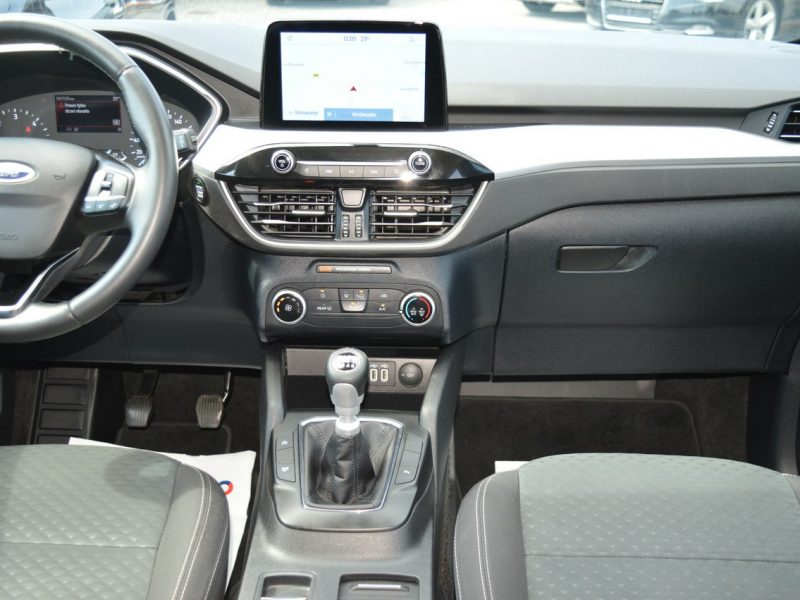 Ford Kuga 1.5 EcoBlue Serwis Bezwypadkowy LED Navi NOWE OPONY Euro-6d III (2019-)