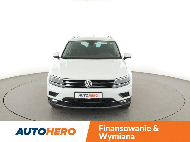 Volkswagen Tiguan Carat Exclusive automat alcantara virtual panorama navi kamera II (2016-2024)