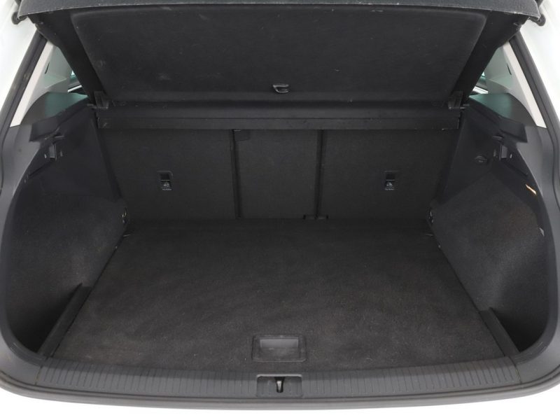 Volkswagen Tiguan Carat Exclusive automat alcantara virtual panorama navi kamera II (2016-2024)