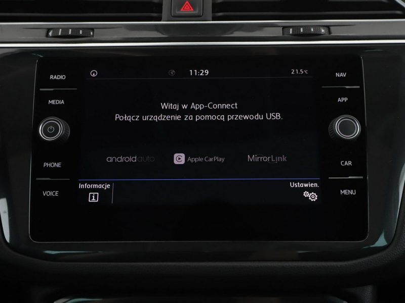 Volkswagen Tiguan Carat Exclusive automat alcantara virtual panorama navi kamera II (2016-2024)