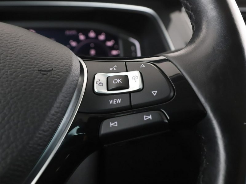 Volkswagen Tiguan Carat Exclusive automat alcantara virtual panorama navi kamera II (2016-2024)