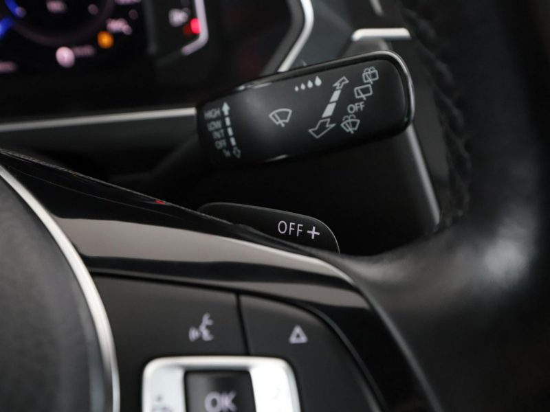 Volkswagen Tiguan Carat Exclusive automat alcantara virtual panorama navi kamera II (2016-2024)
