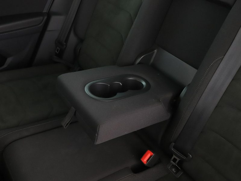 Volkswagen Tiguan Carat Exclusive automat alcantara virtual panorama navi kamera II (2016-2024)