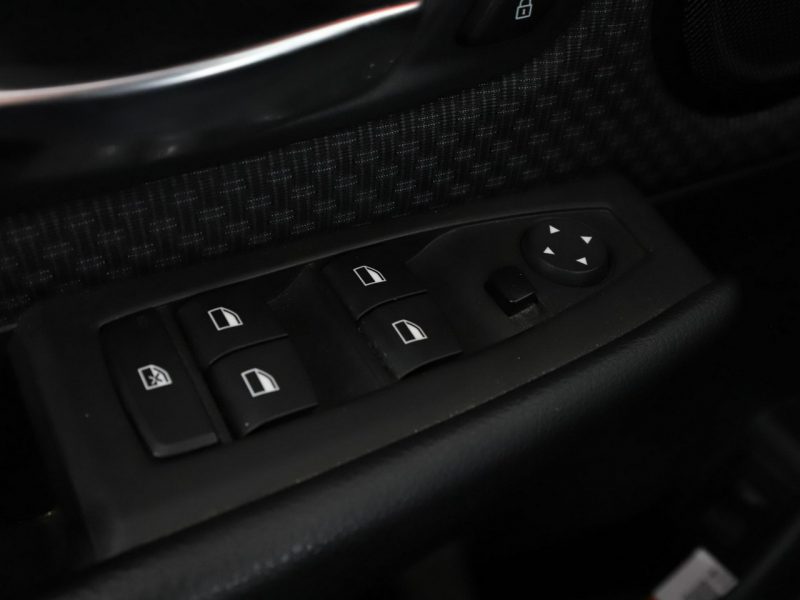 BMW 216 lift full LED klima auto czujniki parkowania grzane fotele F46