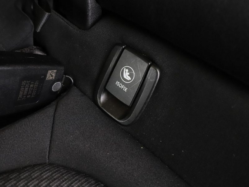 BMW 216 lift full LED klima auto czujniki parkowania grzane fotele F46