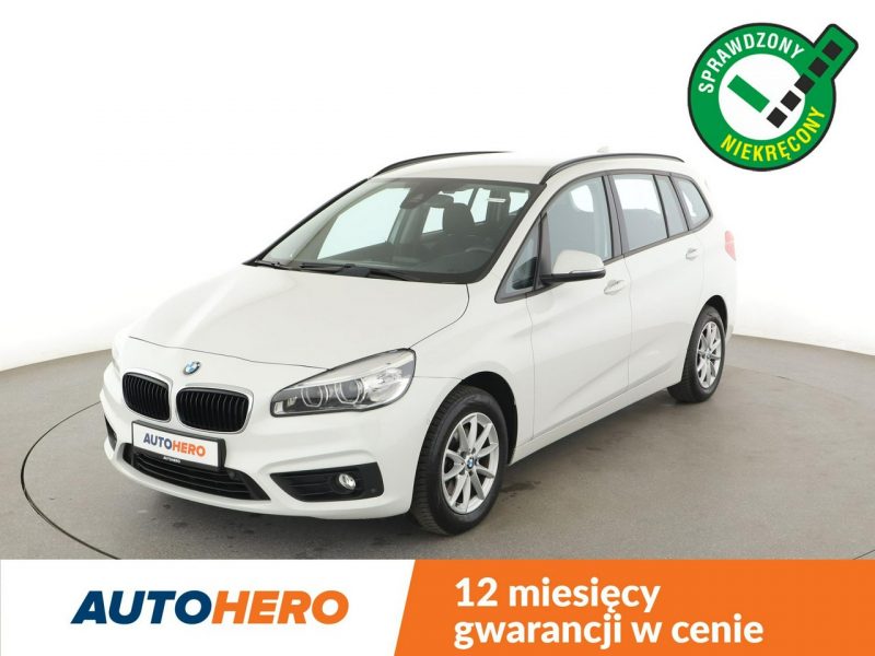 BMW 218 7 os. navi klima auto czujniki parkowania grzane fotele F46