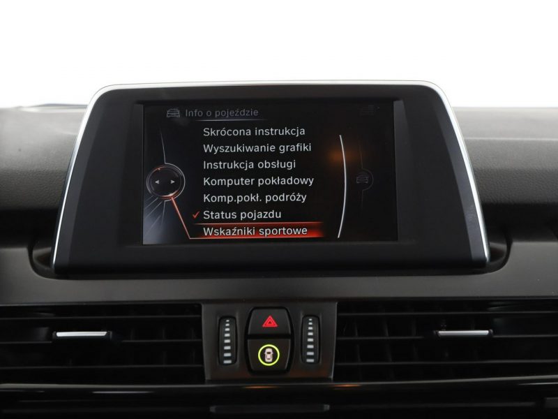 BMW 218 7 os. navi klima auto czujniki parkowania grzane fotele F46