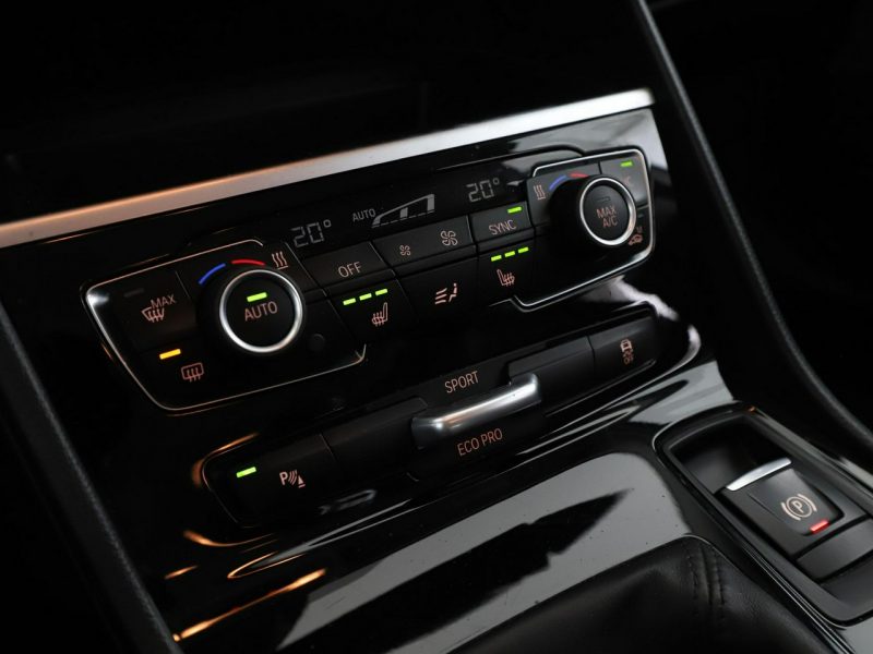 BMW 218 7 os. navi klima auto czujniki parkowania grzane fotele F46