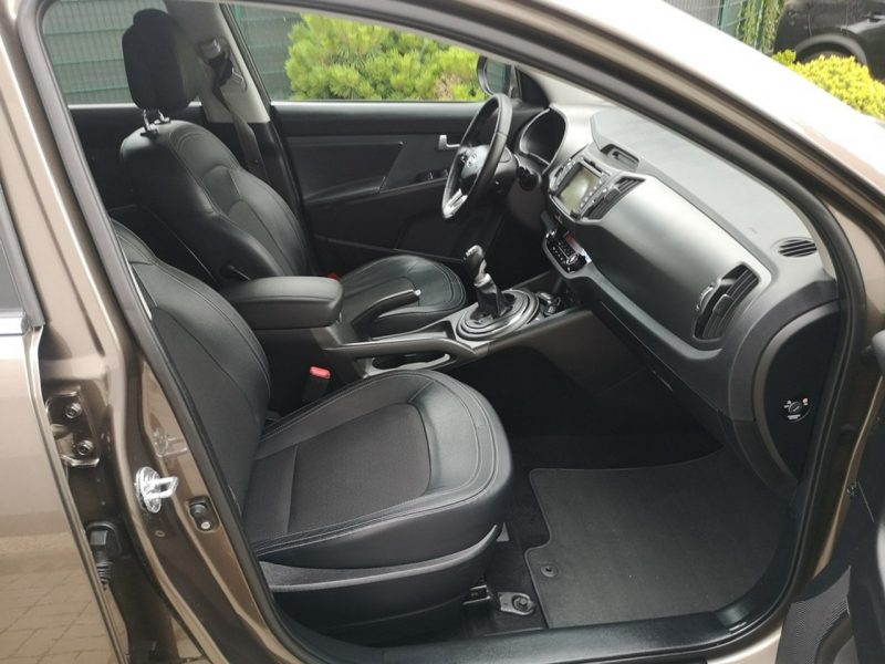 Kia Sportage 2,0 CRD 136KM KlimatrTempo Kamera Xenony Alu 18 Ledy 4x4 Serwis III (2010-2015)