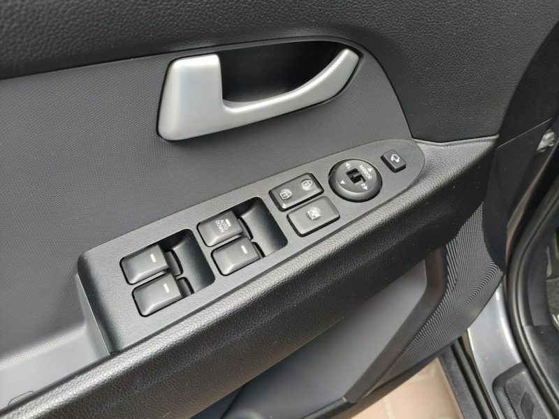 Kia Sportage 1.6 135KM Kamera, Navi, Panorama, Skóra, Grzane Fotele/Kierownica III (2010-2015)