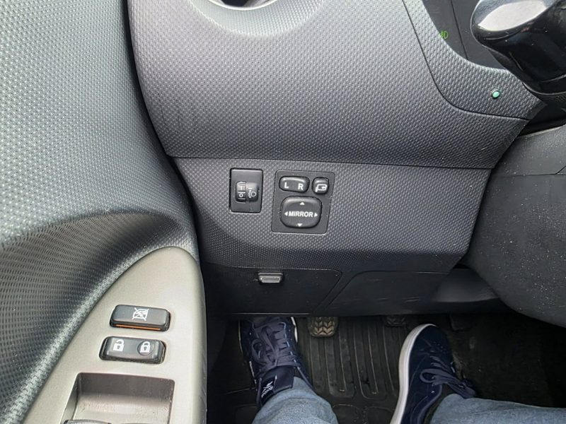 Toyota Urban Cruiser 1.3 Benzyna 100 KM, Klimatyzacja, Alufelgi, Isofix, Klucz Zbliżeniowy