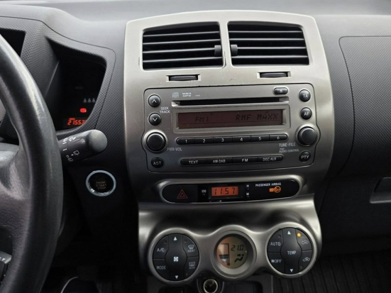 Toyota Urban Cruiser 1.3 Benzyna 100 KM, Klimatyzacja, Alufelgi, Isofix, Klucz Zbliżeniowy