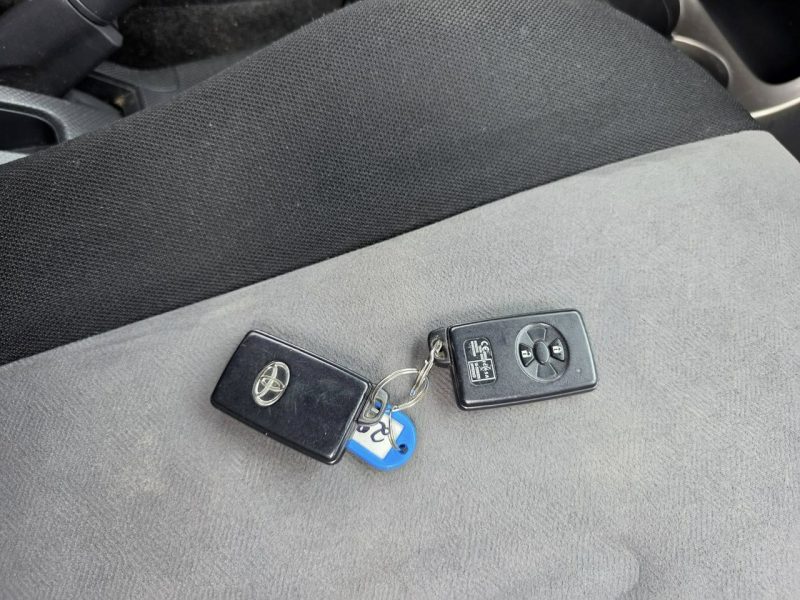 Toyota Urban Cruiser 1.3 Benzyna 100 KM, Klimatyzacja, Alufelgi, Isofix, Klucz Zbliżeniowy