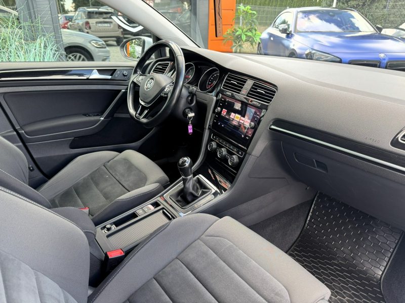 Volkswagen Golf Bezwypadkowy, LED, Masaż, Czujniki parkowania, Podgrzewane fotele VII (2012-)