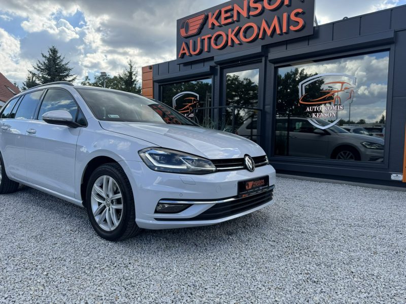 Volkswagen Golf Bezwypadkowy, LED, Masaż, Czujniki parkowania, Podgrzewane fotele VII (2012-)