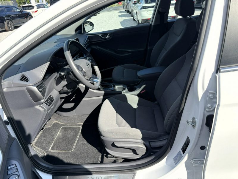 Hyundai IONIQ Kamera cofania, Podgrzewane fotele, kierownica, CarPlay, Czujniki