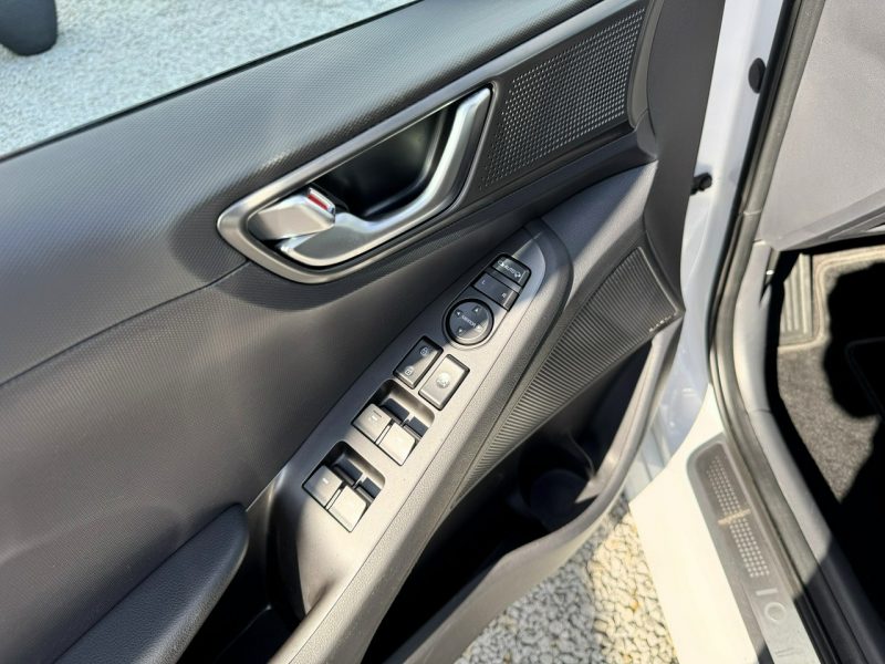 Hyundai IONIQ Kamera cofania, Podgrzewane fotele, kierownica, CarPlay, Czujniki