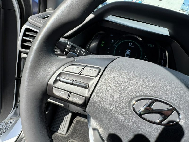 Hyundai IONIQ Kamera cofania, Podgrzewane fotele, kierownica, CarPlay, Czujniki