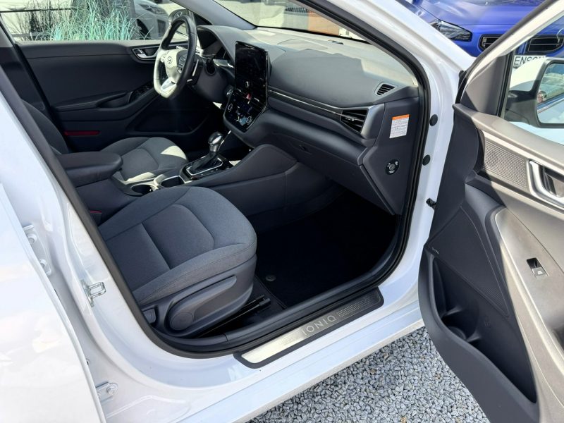 Hyundai IONIQ Kamera cofania, Podgrzewane fotele, kierownica, CarPlay, Czujniki