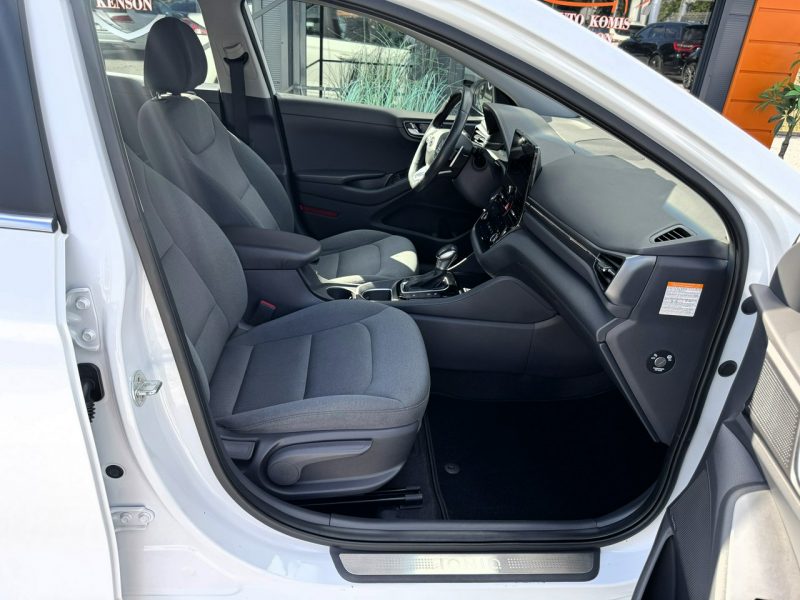 Hyundai IONIQ Kamera cofania, Podgrzewane fotele, kierownica, CarPlay, Czujniki
