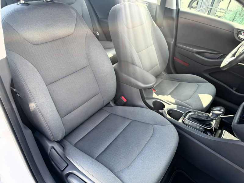 Hyundai IONIQ Kamera cofania, Podgrzewane fotele, kierownica, CarPlay, Czujniki