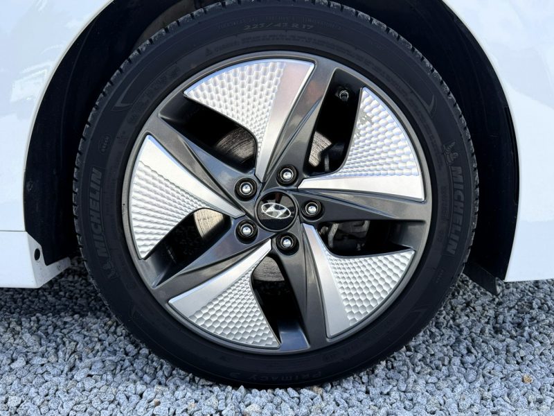 Hyundai IONIQ Kamera cofania, Podgrzewane fotele, kierownica, CarPlay, Czujniki