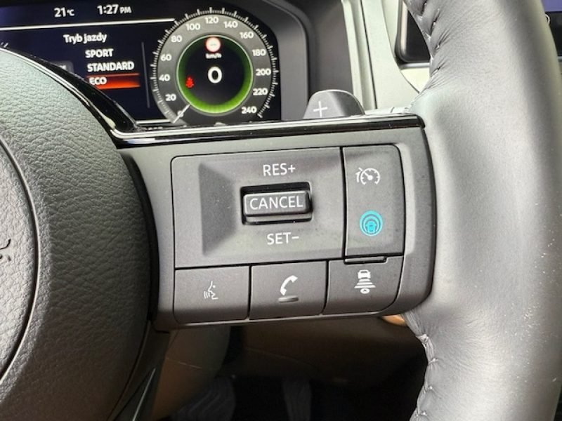 Nissan Qashqai 4xKAMERA, AUTOMAT, AMBIENT, NOWE AUTO, GWARANCJA PRODUCENTA 2 LATA III (2021-)