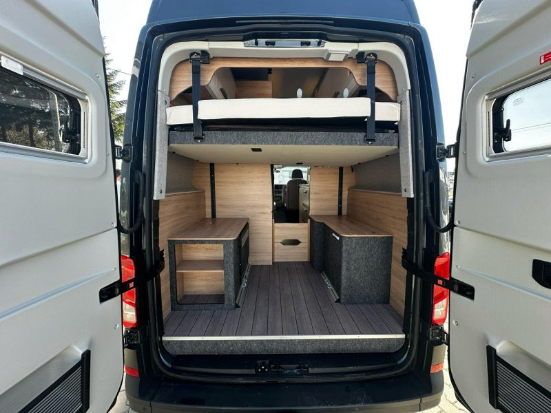 samochody kempingowe Knaus BOXDRIVE 600 XL Kompaktowy campervan z miejscem dla 4 osób! Bogato wyposażony!