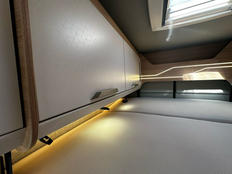 samochody kempingowe Knaus BOXDRIVE 600 XL Kompaktowy campervan z miejscem dla 4 osób! Bogato wyposażony!