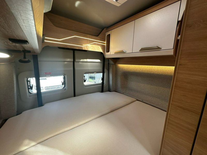 samochody kempingowe Knaus BOXDRIVE 600 XL Kompaktowy campervan z miejscem dla 4 osób! Bogato wyposażony!